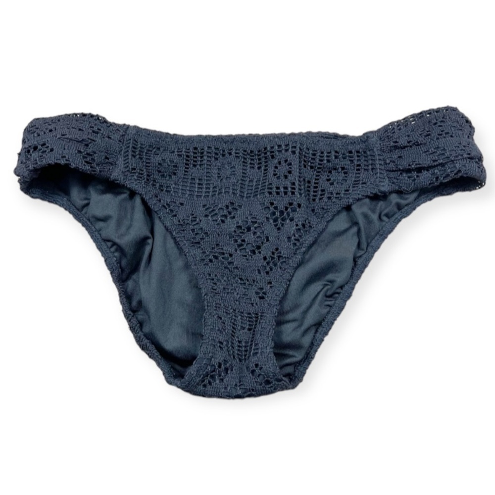 Victoria’s Secret The Knockout Bali Crochet Bikini Bottom Black Medium